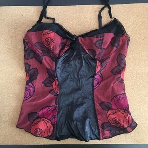 Moda International Top • Women’s size M